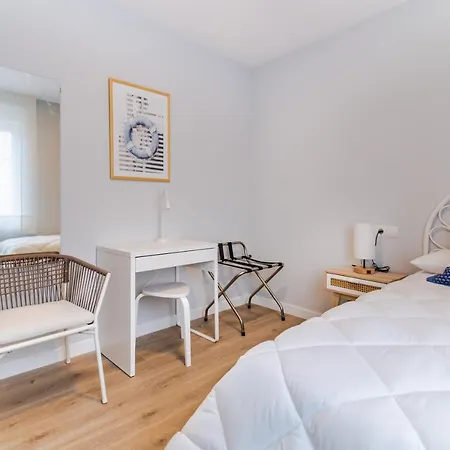 Marta - Céntricos Junto Al Mar *